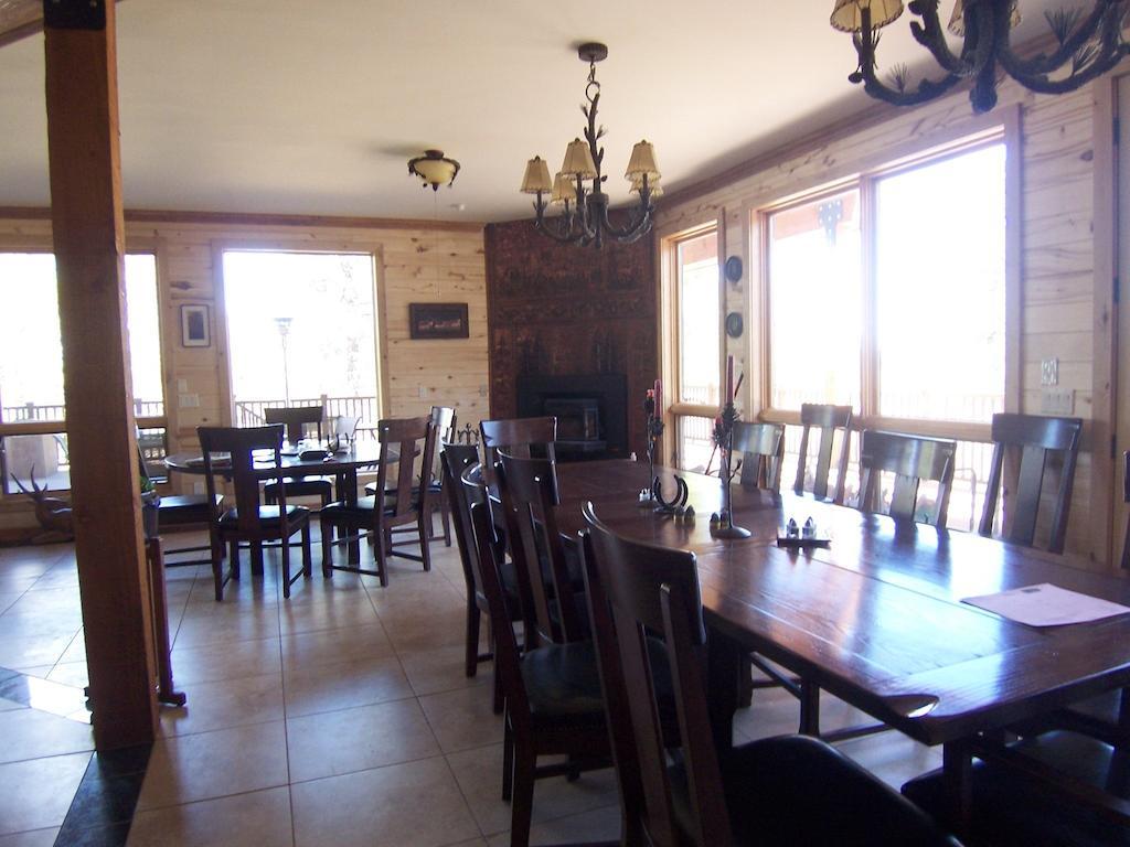 Elktrace Bed & Breakfast