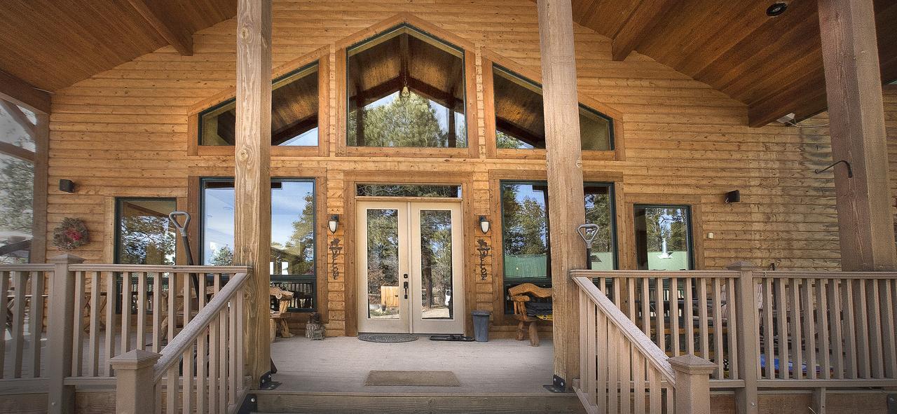 Elktrace Bed & Breakfast 3*