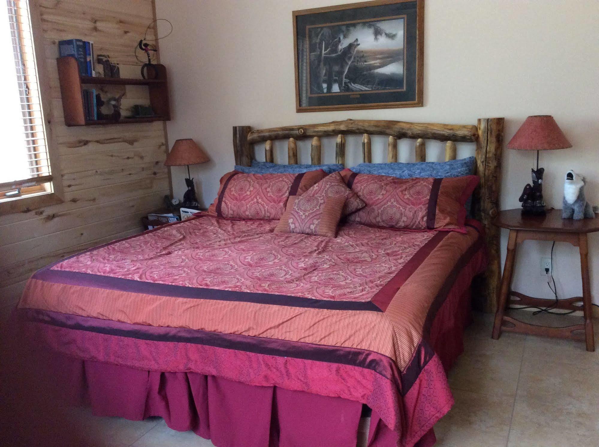 Elktrace Bed & Breakfast
