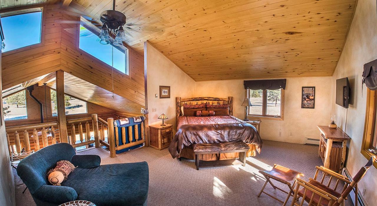 Elktrace Bed & Breakfast 3*
